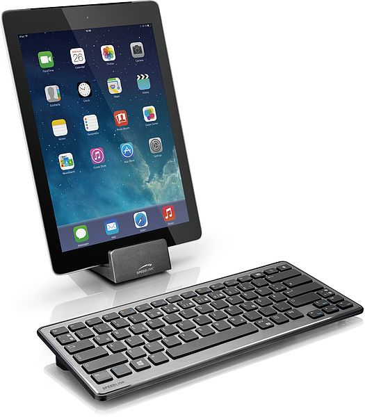 Tablet auf einem Tischständer, verbunden mit einer schlanken externen Tastatur, ideal für effizientes mobiles Arbeiten