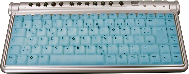 Silberne Multimedia-Tastatur mit blauer Silikonabdeckung, deutsches QWERTZ-Tastenlayout und Funktionstastenreihe