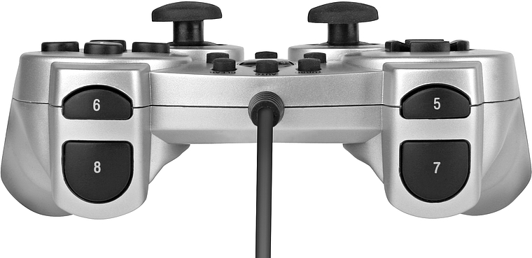 Vorderansicht eines silbernen kabelgebundenen Gamepads mit schwarzen, nummerierten Tasten und zwei Steuersticks