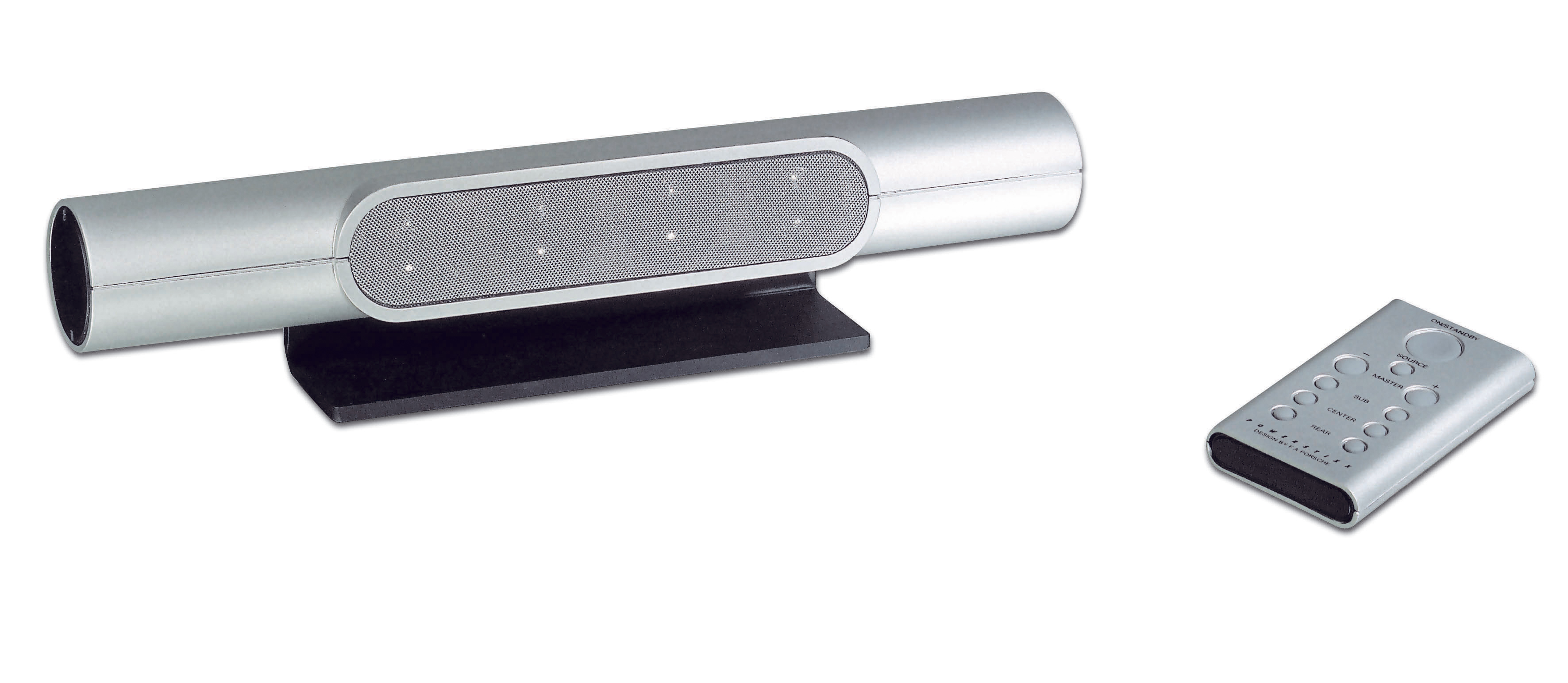 Silberne Soundbar mit passender Fernbedienung auf weißem Hintergrund, ideal für Heimkino und Musik