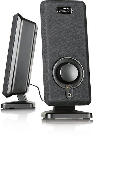 Zwei schwarze Speedlink Lautsprecher, einer mit sichtbarem Lautstärkeregler und Kopfhöreranschluss