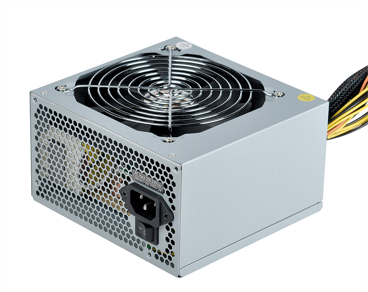 Abbildung eines Computer-Netzteils mit großem Lüfter, Netzanschluss und Stromkabeln